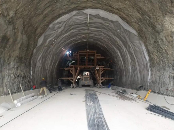 珠海市黑白將軍山隧道工程